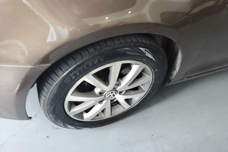 Used Volkswagen Golf 2011 1.4 TSI Luxury Touring Edition Exterior 2