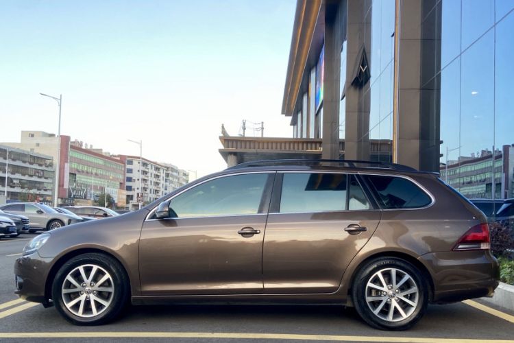 Used Volkswagen Golf 2011 1.4 TSI Luxury Touring Edition Exterior 9