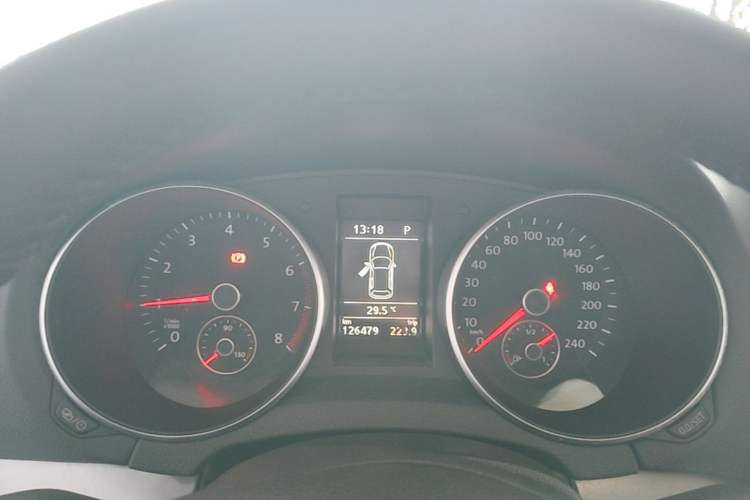 Used Volkswagen Golf 2011 1.4 TSI Luxury Touring Edition Instrument Cluster