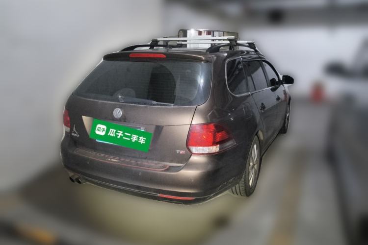 Used Volkswagen Golf 2011 1.4 TSI Comfort Travel Edition Rear Right 45 Deg