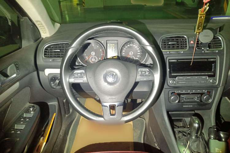 Used Volkswagen Golf 2011 1.4 TSI Comfort Travel Edition Steering Wheel