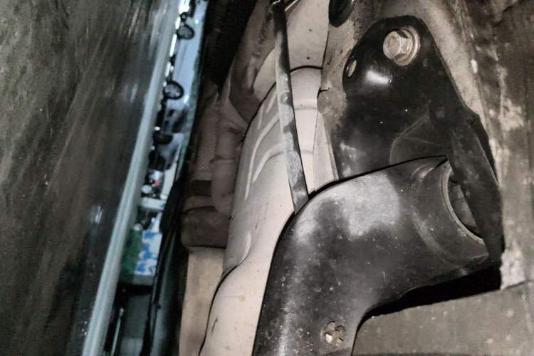 Used Volkswagen Golf  Chassis Rear Left