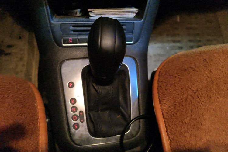 Used Volkswagen Golf  Gear Lever