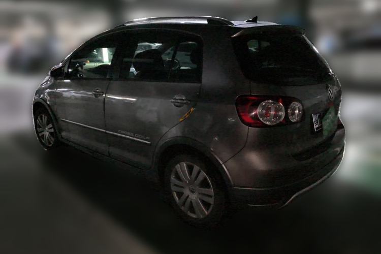 Used Volkswagen Golf  Rear Left 45 Deg