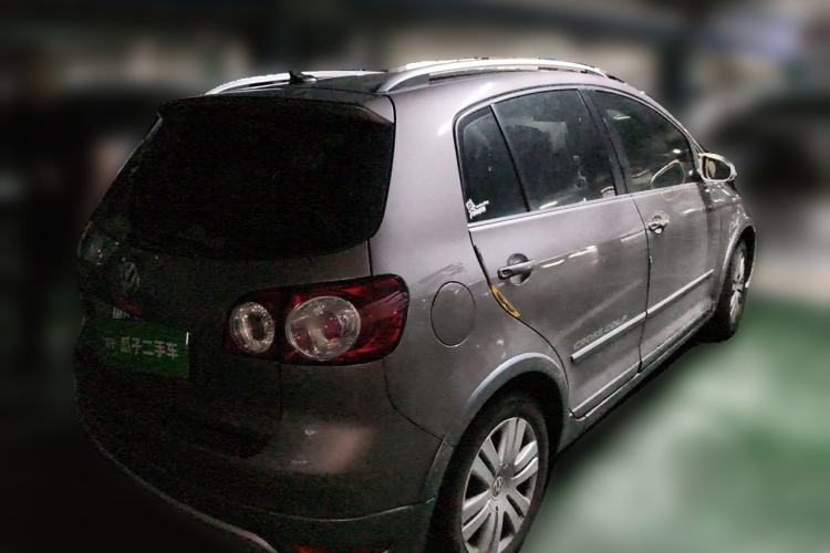 Used Volkswagen Golf  Rear Right 45 Deg