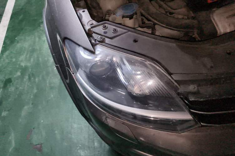 Used Volkswagen Golf  Right Front Headlight