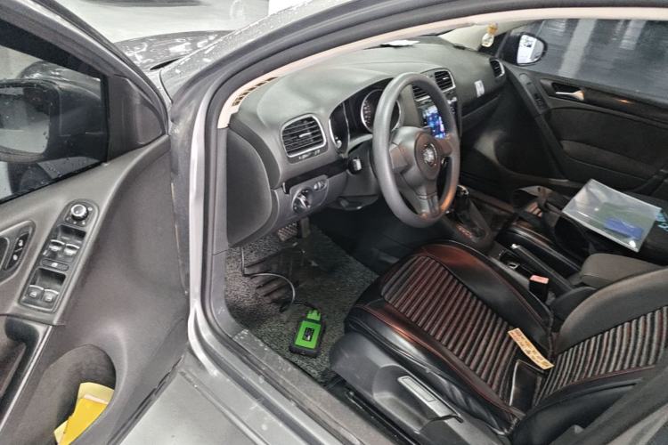 Used Volkswagen Golf 2011 1.4 TSI Automatic Comfort Model Driver Seat