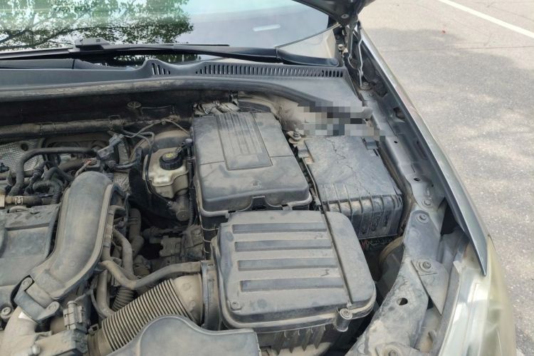 Used Volkswagen Golf 2011 1.4 TSI Automatic Comfort Model Engine Bay Left