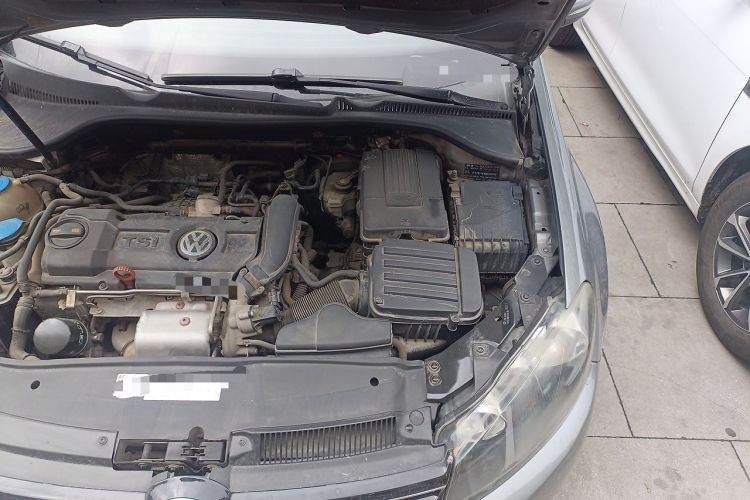 Used Volkswagen Golf 2011 1.4 TSI Automatic Comfort Model Engine Bay Left