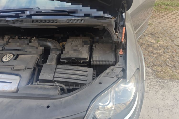 Used Volkswagen Golf 2011 1.4TSI Cross Golf Engine Bay Left
