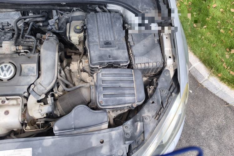 Used Volkswagen Golf 2011 1.4 TSI Automatic Luxury Edition Engine Bay Left