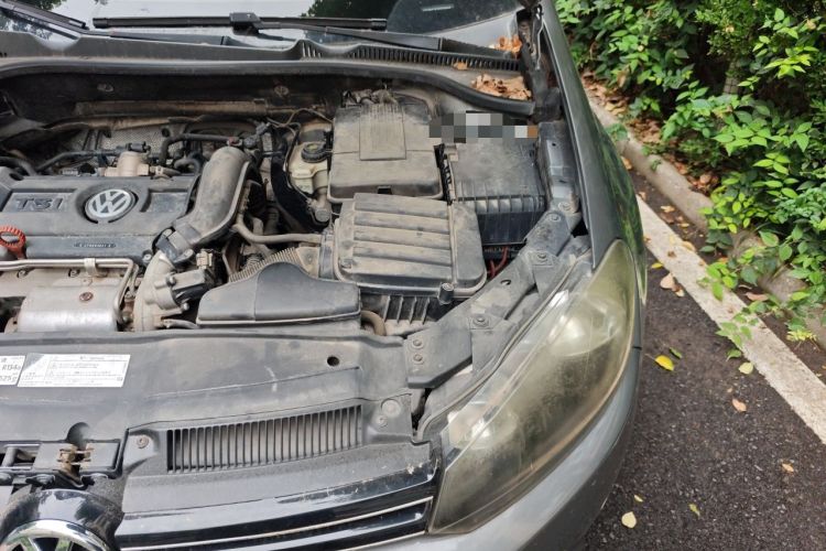 Used Volkswagen Golf 2011 1.4 TSI Automatic Luxury Edition Engine Bay Left