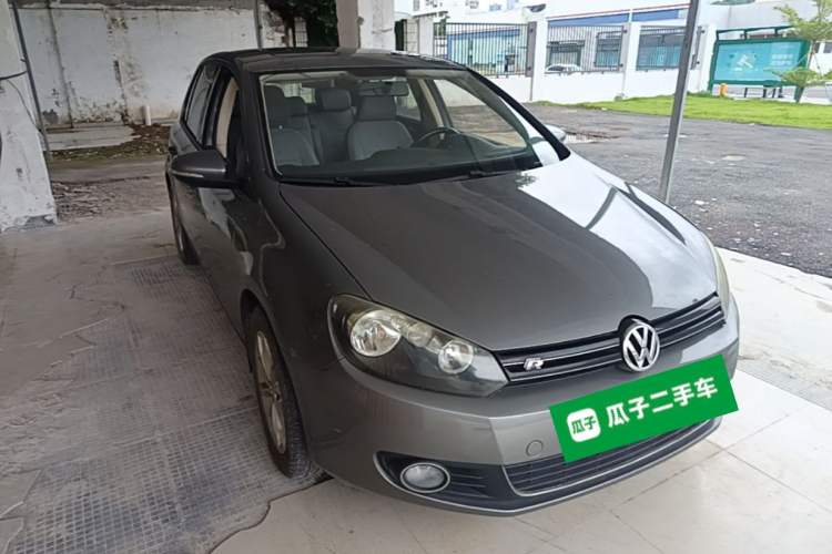 Used Volkswagen Golf 2011 1.4 TSI Automatic Comfort Model Front Right 45 Deg