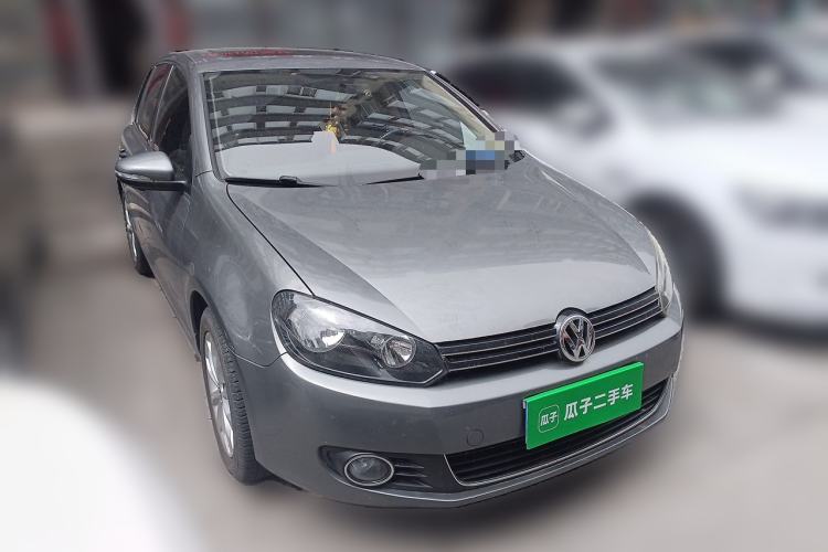Used Volkswagen Golf 2011 1.4 TSI Automatic Comfort Model Front Right 45 Deg