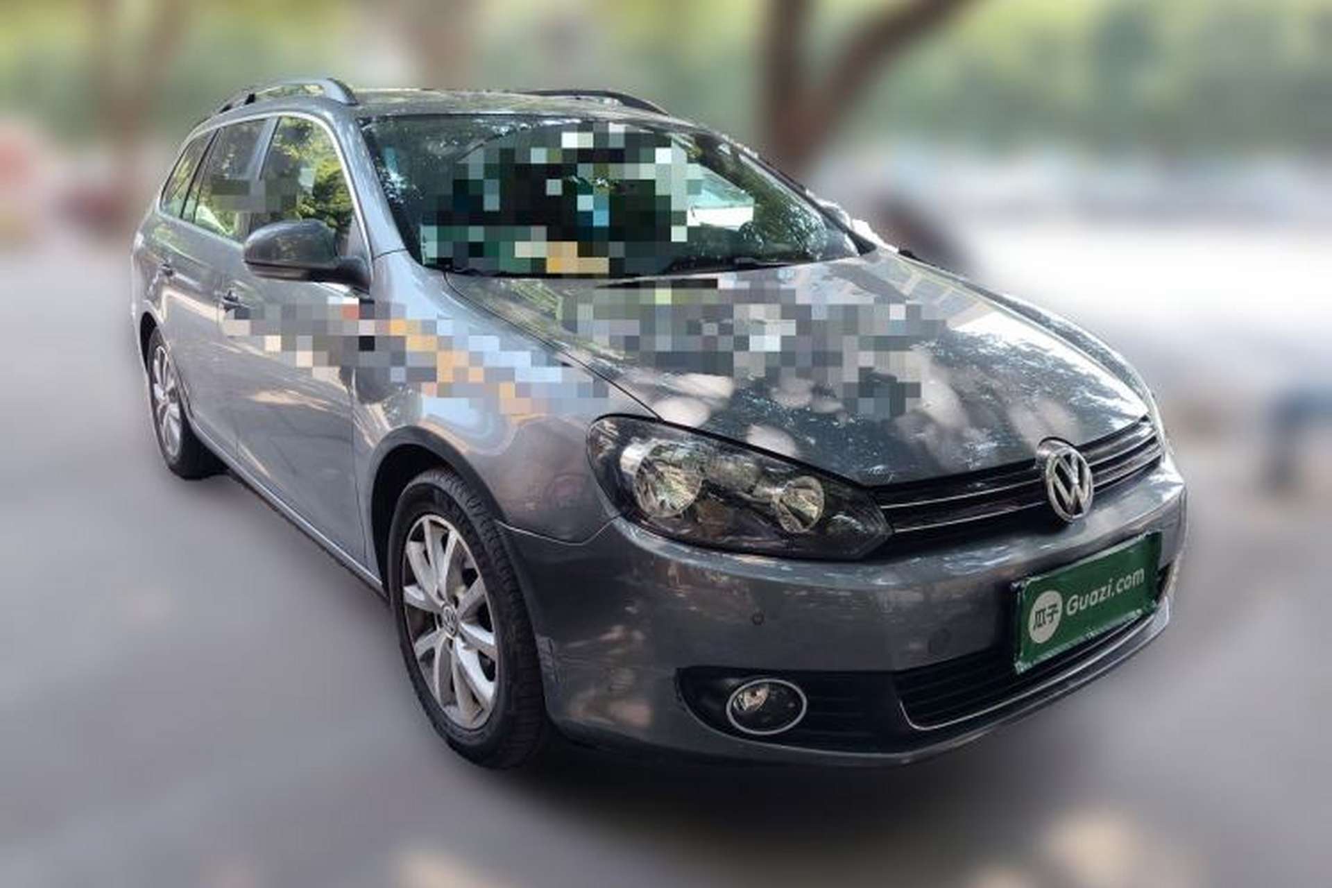 Used Volkswagen Golf 2011 1.4 TSI Comfort Travel Edition Front Right 45 Deg
