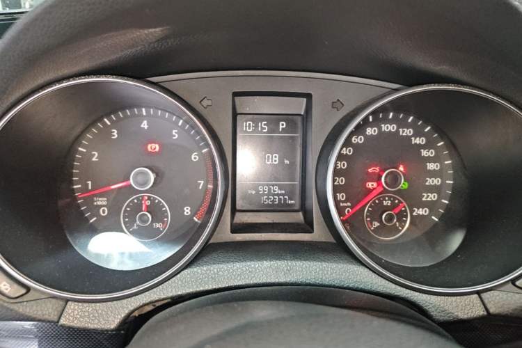 Used Volkswagen Golf 2011 1.4 TSI Automatic Comfort Model Instrument Cluster