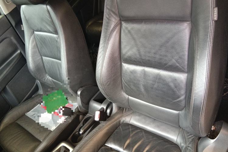 Used Volkswagen Golf 2011 1.4TSI Cross Golf Left Front Seat