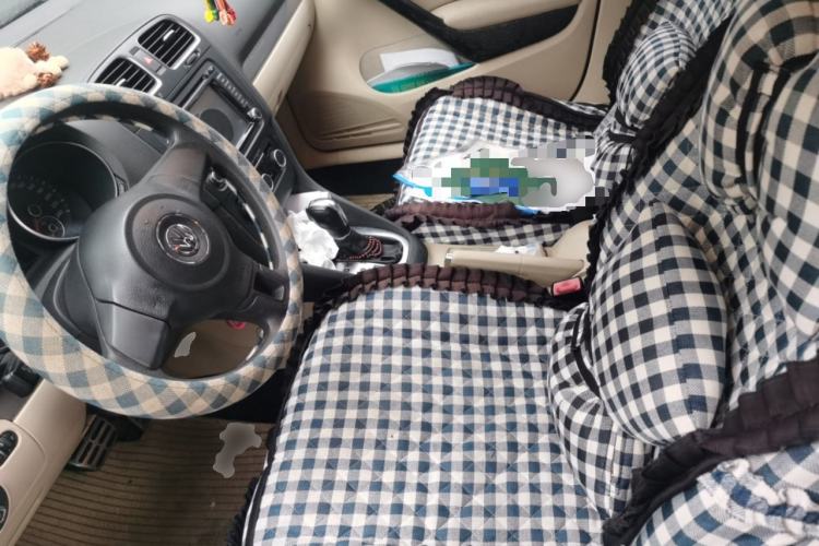 Used Volkswagen Golf 2011 1.6L Automatic Fashion Edition Left Front Seat