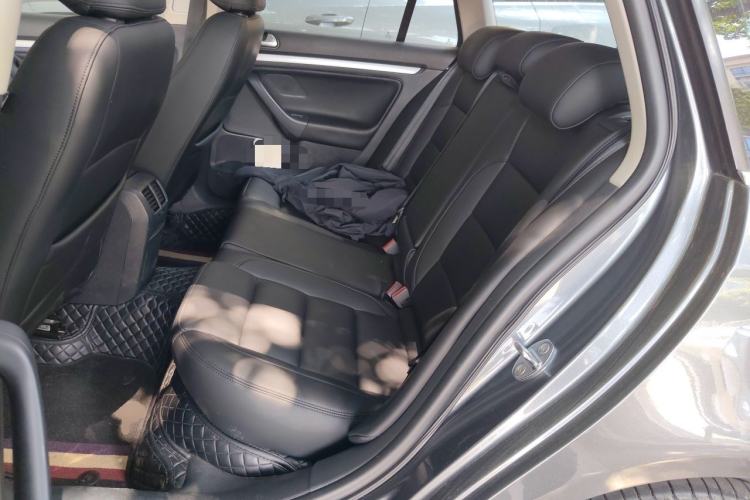 Used Volkswagen Golf 2011 1.4 TSI Comfort Travel Edition Left Rear Seat