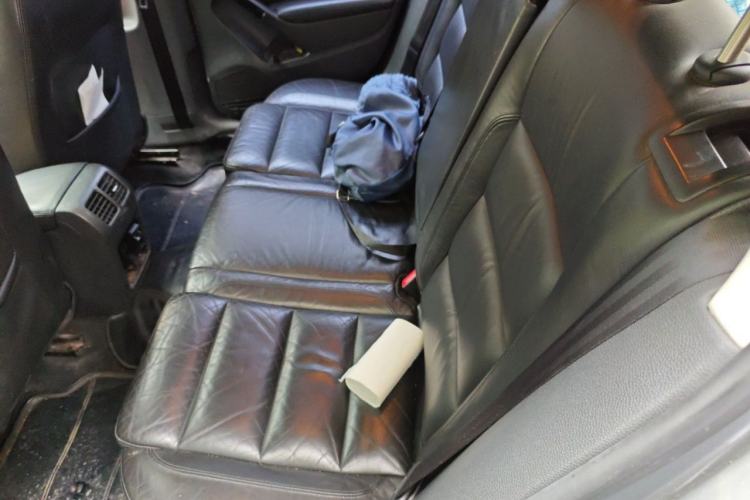 Used Volkswagen Golf 2011 1.4 TSI Automatic Luxury Edition Left Rear Seat