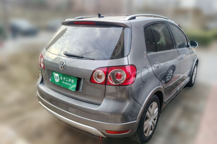 Used Volkswagen Golf 2011 1.4TSI Cross Golf Rear Right 45 Deg