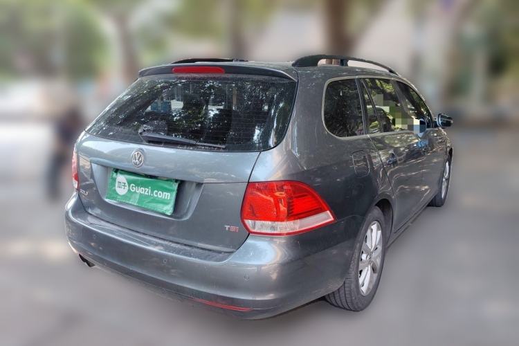 Used Volkswagen Golf 2011 1.4 TSI Comfort Travel Edition Rear Right 45 Deg