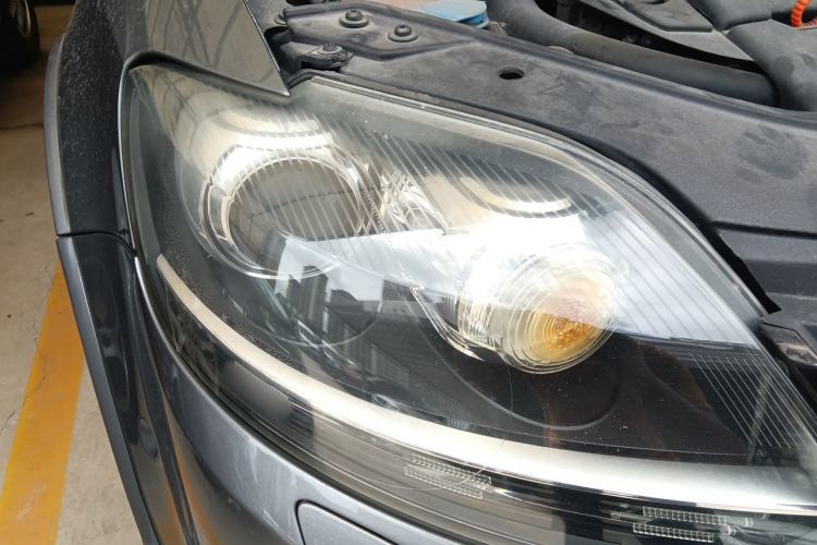 Used Volkswagen Golf 2011 1.4TSI Cross Golf Right Front Headlight