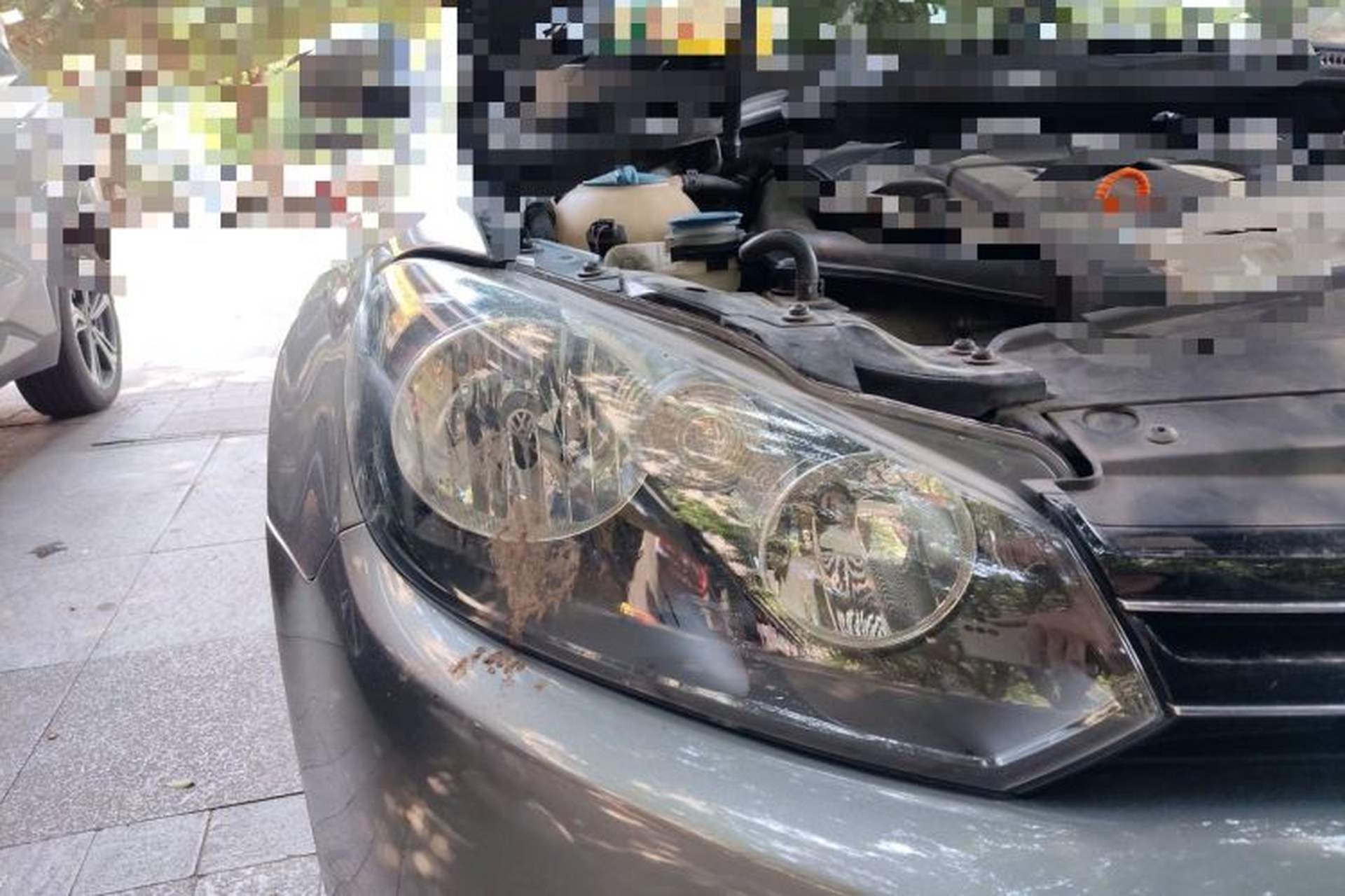 Used Volkswagen Golf 2011 1.4 TSI Comfort Travel Edition Right Front Headlight