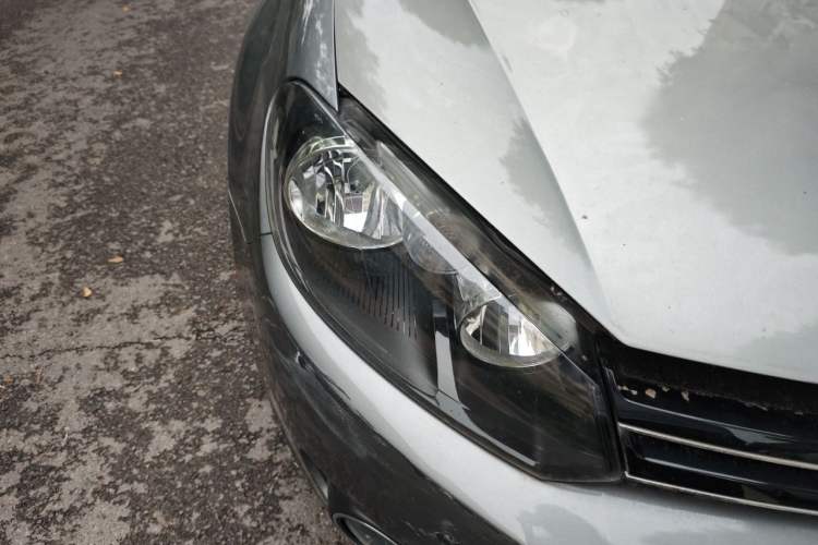 Used Volkswagen Golf 2011 1.4 TSI Automatic Luxury Edition Right Front Headlight