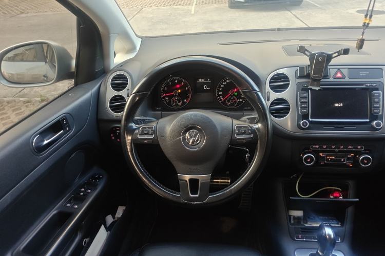 Used Volkswagen Golf 2011 1.4TSI Cross Golf Steering Wheel