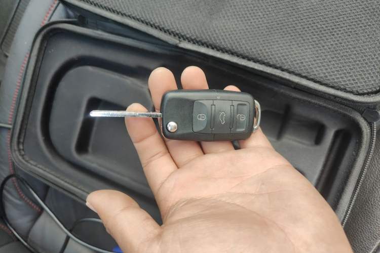 Used Volkswagen Golf 2011 1.4 TSI Automatic Comfort Model Vehicle Key