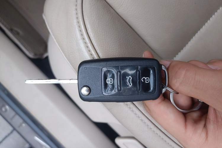 Used Volkswagen Golf 2011 1.4 TSI Automatic Comfort Model Vehicle Key