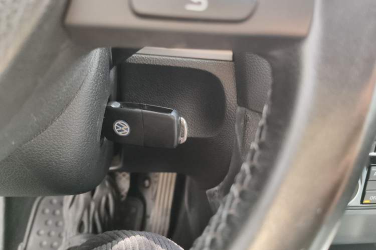 Used Volkswagen Golf 2011 1.4 TSI Automatic Luxury Edition Vehicle Key