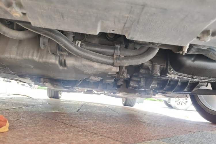 Used Volkswagen Golf 2011 2.0 TSI R Chassis Front
