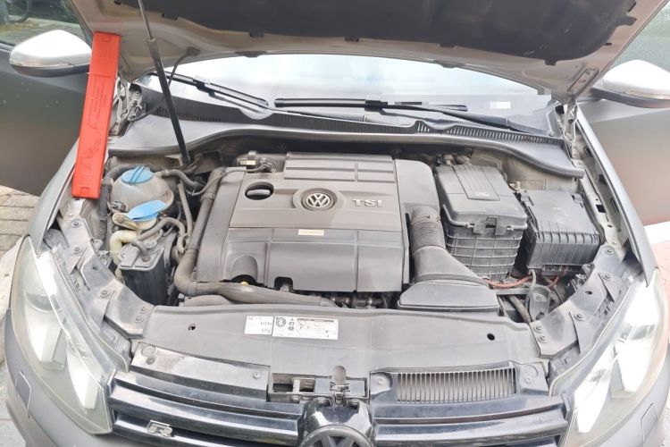 Used Volkswagen Golf 2011 2.0 TSI R Engine Bay