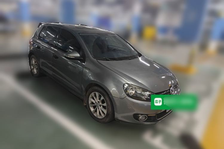 Used Volkswagen Golf 2011 1.6L Automatic Comfort Model Front Right 45 Deg