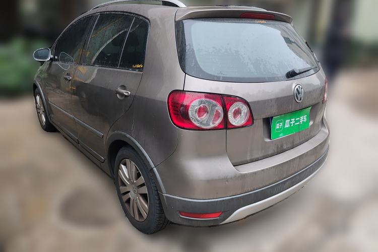 Used Volkswagen Golf 2011 1.4TSI Cross Golf Rear Left 45 Deg