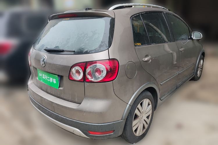 Used Volkswagen Golf 2011 1.4TSI Cross Golf Rear Right 45 Deg