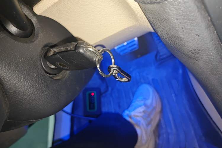 Used Volkswagen Golf 2011 1.6L Automatic Comfort Model Vehicle Key