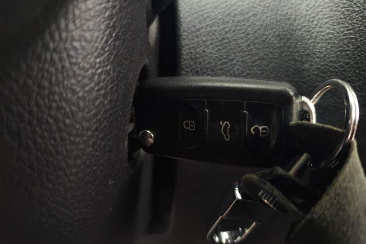 Used Volkswagen Golf 2011 1.4TSI Cross Golf Vehicle Key