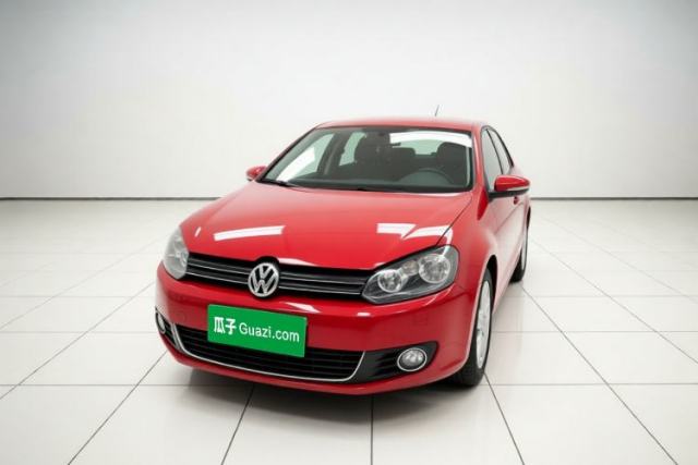 Ojetý Volkswagen Golf 2011 1.6L Automatic Fashion Edition
