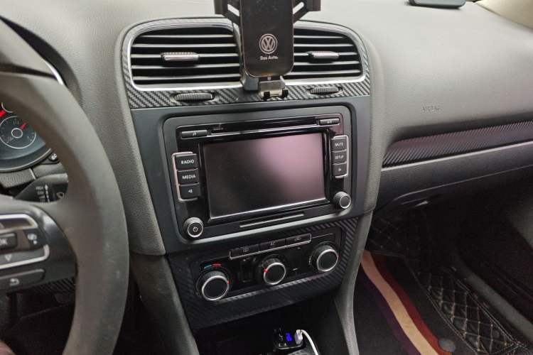 Used Volkswagen Golf 2011 1.4 TSI Manual Comfort Edition Audio And AC Panel