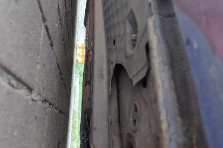Used Volkswagen Golf 2011 2.0 TSI R Chassis Front Right