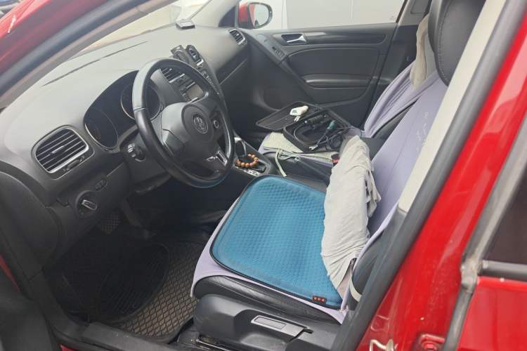 Used Volkswagen Golf 2011 1.4 TSI Automatic Comfort Model Driver Seat