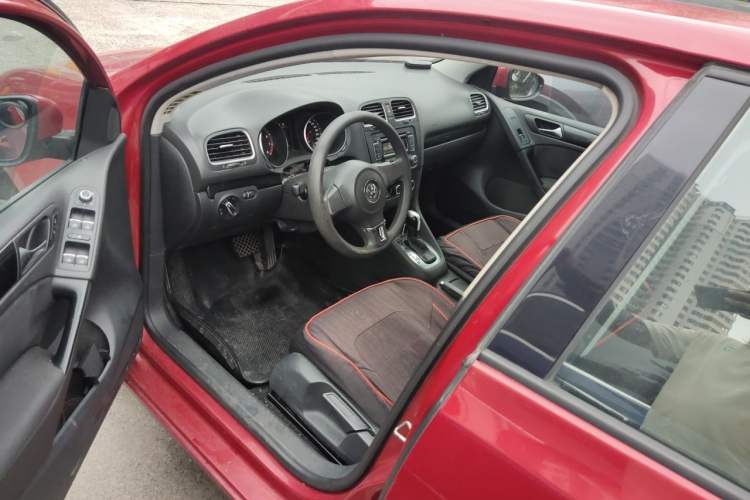Used Volkswagen Golf 2011 1.4 TSI Automatic Comfort Model Driver Seat