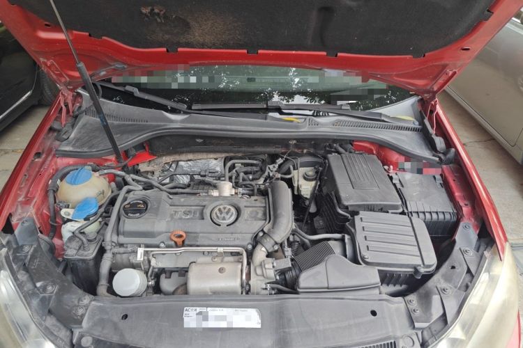 Used Volkswagen Golf 2011 1.4 TSI Automatic Comfort Model Engine Bay