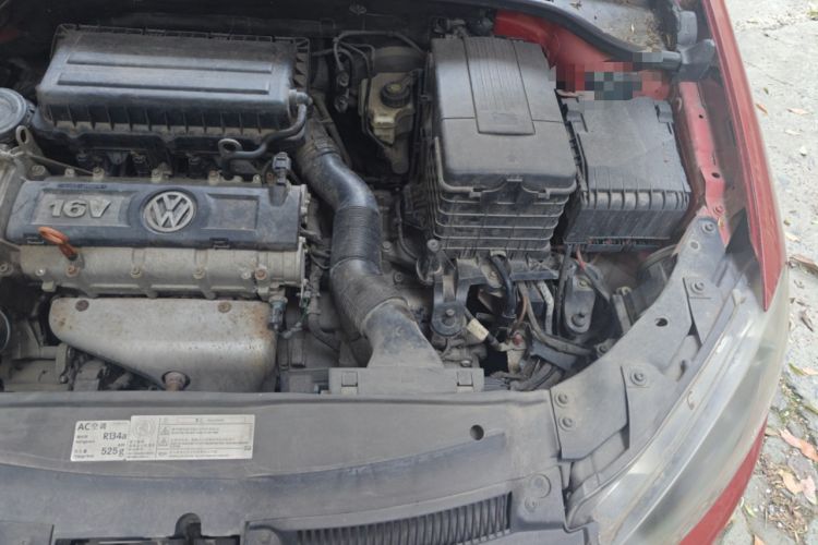 Used Volkswagen Golf 2011 1.6L Automatic Comfort Model Engine Bay Left