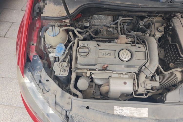 Used Volkswagen Golf 2011 1.4 TSI Automatic Comfort Model Engine Bay Right