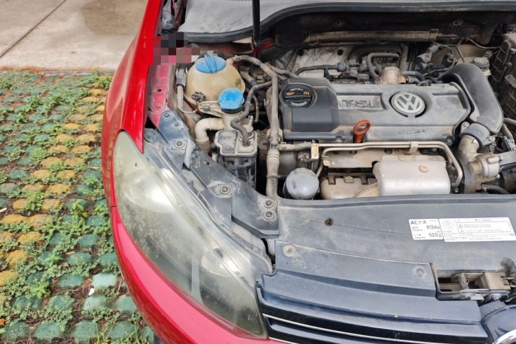 Used Volkswagen Golf 2011 1.4 TSI Automatic Comfort Model Engine Bay Right