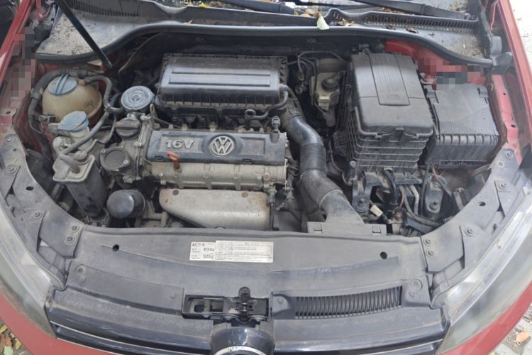 Used Volkswagen Golf 2011 1.6L Automatic Comfort Model Engine Bay